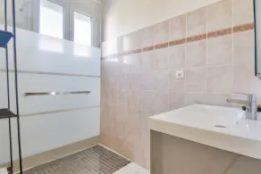 800m de la plage - Maison 4 adultes - 4 enfants - Image 2