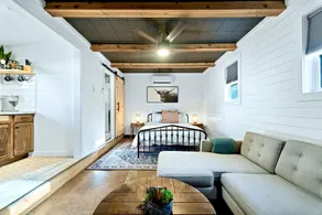 Tech Terrace Tiny Home • 2 Blocks To J&B Coffee + Walk To Campus - Image 3