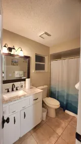 Cozy family home 20 minutes from the beach - Image 4