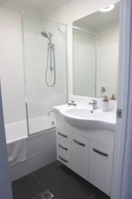 Casa a schiera moderna di lusso con piscina! - Image 4