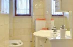 1 bedroom awesome apartment in Rakalj - Image 3