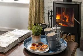 A stone cottage that sleeps 3 guests  in 1 bedroom - Image 2