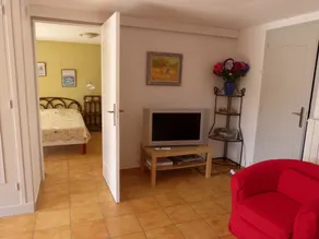 Stueetagen villa ved poolen - Image 3