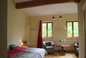 Sonnac: Maison spacieuse avec belle vue, très calme - Image 4