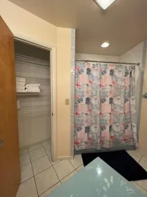 The Cozy Retreat Suite - Image 2