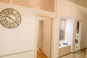 Penthouse apartment with jacuzzi on the terrace - Image 2