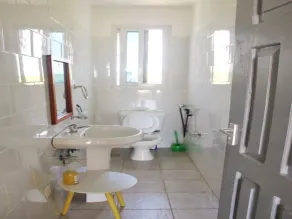 Beachfront Apartment w/ Tub + Pool — 5 min from the beach - Image 4