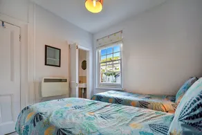 Cottage in old Fisherman's Village, No Deposit - Image 5