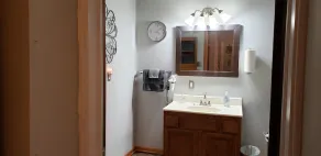 Sleeps 9.  Spacious home w/large fenced back yard.  Fully-equip kitchen/laundry. - Image 5