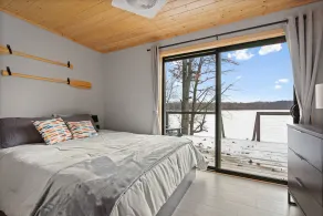 Anchor Bay - Image 4