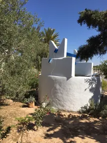 Grande Maison Avec Piscine et Grand Jardin Arboré Situé à 1km de Djerbahood - Image 2
