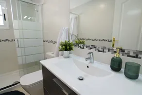 Apartment in private Villa with sea views, community pool, WIFFI. - Image 4