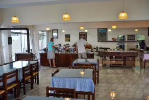 Aphrodite Beach Hotel - Image 5