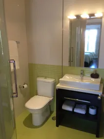 Neue Luxus-Wohnung mit spektakulärer Aussicht - Image 3