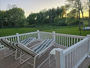 Modern, Amish-Built Farmhouse, 3 bedrooms sleeps 6 - Image 5