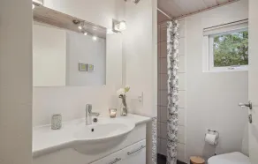 2 Bedroom Stunning Home In Hals - Image 3