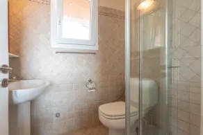 Fay Apartment - Image 3