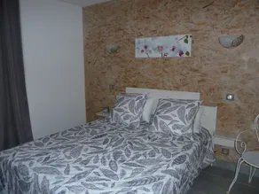 Varmrenoveret og meget behageligt stenhus - Image 4