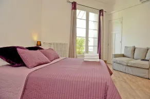Apartamento com ar condicionado, garagem 100m2, terraço perto do centro de Avignon - Image 4