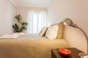FLH Campo de Ourique Bright Apartment - Image 5