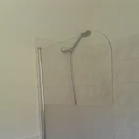 Ruhiger Rückzugsort, zwei Schlafzimmer, zwei Badezimmer (eins en-suite, ein Duschbad) - Image 3