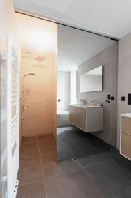 Prestigious exceptional 360 ° Panorama apartment in a new luxurious building - Image 2