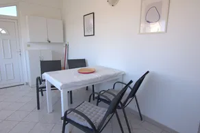 Apartment Zita - 50 m from sea - Image 5