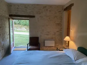 Old renovated farm in Vitrac in the heart of the Périgord Noir. - Image 2