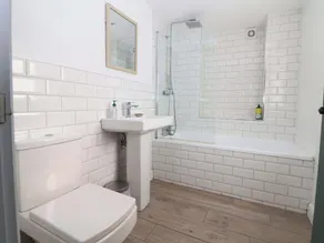 A Cosy Cwtch Retreat in the Heart of the Clwydian Range - Image 4