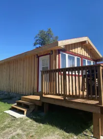 C6 - Cozy Lakefront Cottage in Temiskaming Shores - Image 5