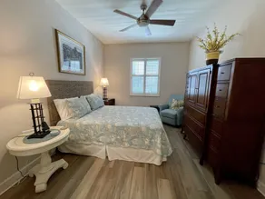 Direct Oceanfront Paradise with Gigabit Internet and 55” 4K Streaming TV! - Image 5