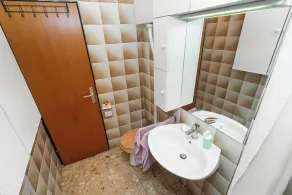 House Brunac with parking (96161-K1) - Vodice - Image 3