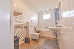 Bungalow for 8 people, with 4 bedrooms and 2 bathrooms.  - Image 3