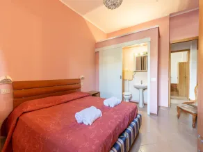 Cozy apartment with swimming pool and gym on Lake Trasimeno - Image 4