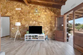 Casa vacanze accessibile 'El Algarrobero' con vista montagna e piscina privata - Image 2