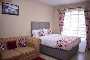 Serviced Studio Apartments 7 mins drive to Airport - Image 5