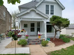 This is it!! College View 2nd Story \"Tree House\" Suite 2-B  - Image 4