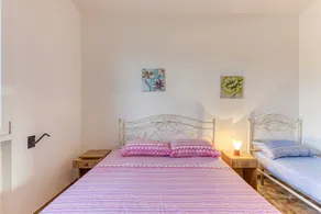 Apartment 'Casa Sofia' with Private Terrace, Private Garden and Air Conditioning - Image 5