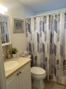  Downtown Safety Harbor 2 Bed 1 Bath Pool Home, 20 minutes from Clearwater beach - Image 2