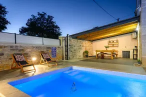 Charmante Villa Casa E&J mit privatem Pool für bis zu 4 Gäste - Image 3