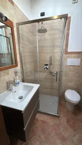 Beautiful 3 bedroom restored farmhouse near San Gimignano - Image 2