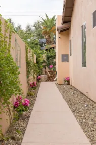 Private Cozy Casita in the Desert - Image 2