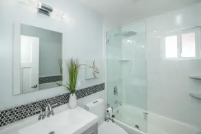 Maison neuve de luxe avec vue sur la mer et 4 chambres près de SF / SFO + Parking gratuit - Image 5