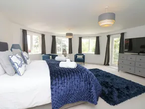Nairn, BRAUNTON - Image 4
