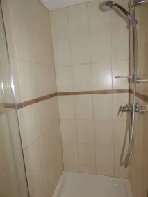 Appartement n°3 au 2ème Étage Sans Ascenseur - Image 4