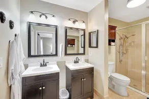 Tropical Pool Retreat Sleeps 10 Near Inter Miami Stadium & Beaches - Image 3