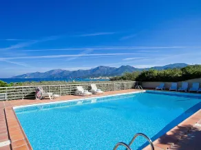 Cosy apartment for 2 guests with pool, WIFI, terrace and pets allowed - Image 4