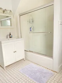 Modern Cottage with New Heated Pool - Image 2