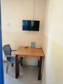 Diani Travelers Guest House - Image 3