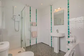 4 Bed in Bude (oc-n1770) - Image 3